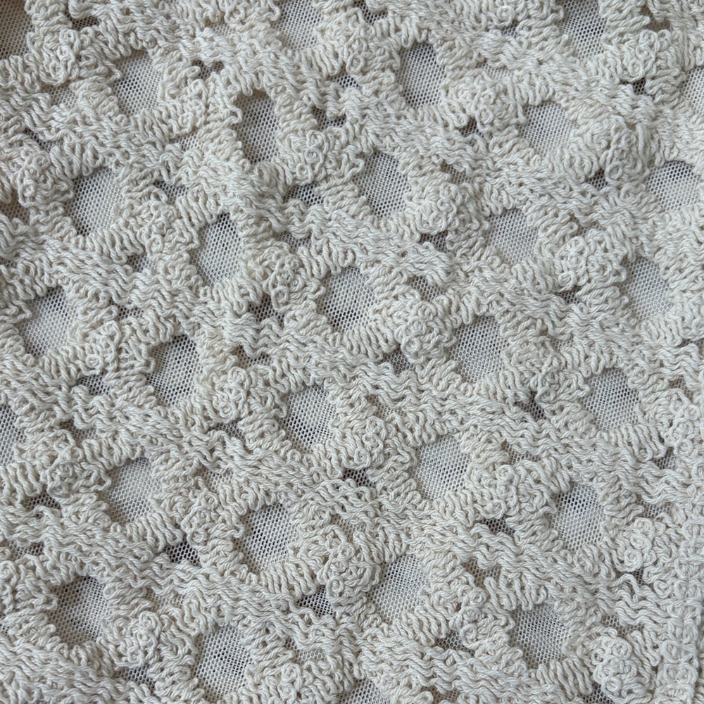 Zara Beige Crochet Women Shorts - Picture 2 of 3